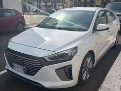 Bianco Usata 2017 Hyundai Ioniq Comfort Due volumi | 13.000 € (Buon prezzo)