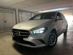 Usata 2020 Mercedes B180 Monovolume | 20.000 € (Buon prezzo)