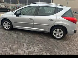 Usata 2009 Peugeot 207 Station wagon | 2600 € (Buon prezzo)