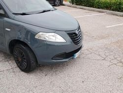 Grigio Usata 2016 Lancia Ypsilon Silver Due volumi | 4490 € (Buon prezzo)
