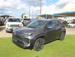 Dark grey met Usata 2021 Toyota Yaris Cross Trend SUV | 21.500 € (Buon prezzo)