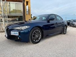 Blu Usata 2016 Alfa Romeo Giulia Super Tre volumi | 13.890 € (Ottimo prezzo)