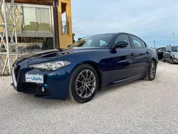 Blu Usata 2016 Alfa Romeo Giulia Super Tre volumi | 13.890 € (Ottimo prezzo)