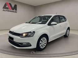 Bianco Usata 2015 VW Polo Comfortline Tre volumi | 9900 € (Buon prezzo)