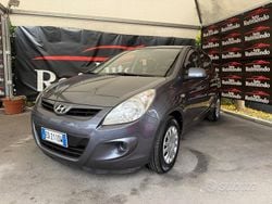 Grigio Usata 2010 Hyundai i20 Edition Tre volumi | 2900 € (Super prezzo)