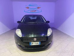 Nero Usata 2008 Fiat Grande Punto Emotion Due volumi | 3690 € (Buon prezzo)