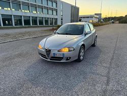 Grigio Usata 2009 Alfa Romeo 147 Progression Due volumi | 4000 € (Cara)