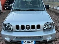 Grigio Usata 2002 Suzuki Jimny SUV | 9500 € (Buon prezzo)