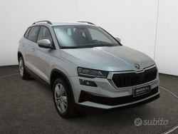 Argento Usata 2024 Skoda Karoq Executive SUV | 23.400 € (Buon prezzo)