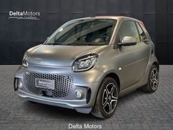 Gris Usado 2021 Smart ForTwo Electric Drive Pulse Descapotable | 14.700 € (Precio justo)