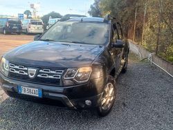Nero Usata 2015 Dacia Duster Lauréate SUV | 9000 € (Cara)