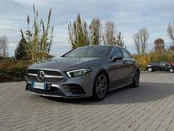 Grigio Usata 2020 Mercedes A220 AMG line Tre volumi | 20.900 €