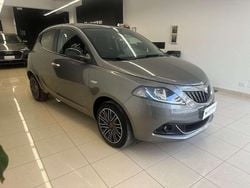 Grigio Usata 2023 Lancia Ypsilon Gold Due volumi | 11.900 € (Buon prezzo)