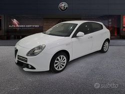 Bianco Usata 2016 Alfa Romeo Giulietta Business Tre volumi | 12.900 € (Buon prezzo)