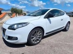 Bianco Usata 2010 Renault Mégane GT Line GT-Line Coupé | 4300 € (Buon prezzo)