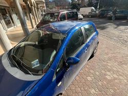 Blu Usata 2009 Fiat Grande Punto Due volumi | 2250 € (Buon prezzo)