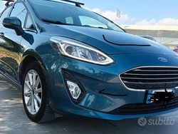 Blu Usata 2020 Ford Fiesta Titanium Tre volumi | 8900 € (Ottimo prezzo)