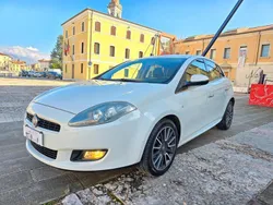 Bianco Usata 2012 Fiat Bravo Dynamic Due volumi | 3400 € (Buon prezzo)