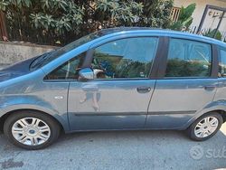 Usata 2006 Fiat Idea Monovolume | 3000 € (Buon prezzo)