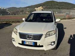 Usata 2010 Toyota RAV4 Executive SUV | 7800 € (Buon prezzo)