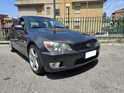 Usata 2001 Lexus IS200 Tre volumi | 14.000 €
