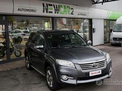 Grigio Usata 2011 Toyota RAV4 Executive SUV | 8300 € (Buon prezzo)