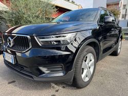 Nero Usata 2022 Volvo XC40 Momentum SUV | 21.900 € (Ottimo prezzo)