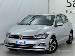 Grigio Usata 2018 VW Polo Comfortline Tre volumi | 13.400 € (Buon prezzo)