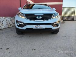 Bianco Usata 2012 Kia Sportage Active SUV | 8900 € (Buon prezzo)
