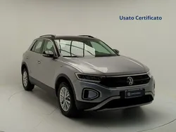 Pyrit silver met Usata 2024 VW T-Roc Life SUV | 26.500 € (Buon prezzo)