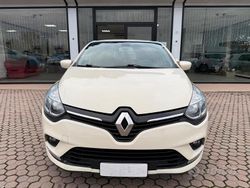 Beige Usata 2017 Renault Clio IV Tre volumi | 9200 € (Buon prezzo)