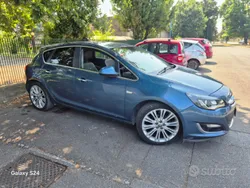 Usata 2013 Opel Astra Tre volumi | 4600 € (Ottimo prezzo)