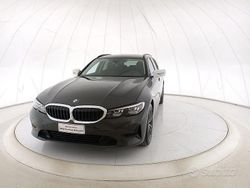 Grigio Usata 2022 BMW 318 Advantage Station wagon | 27.900 € (Ottimo prezzo)