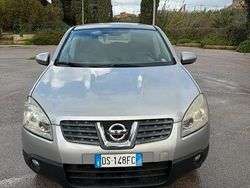 Usata 2008 Nissan Qashqai SUV | 4800 €