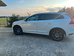 Bianco Usata 2014 Volvo XC60 Ocean Race SUV | 10.000 €