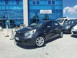 Other Usata 2013 Kia Rio Active Tre volumi | 4900 € (Buon prezzo)