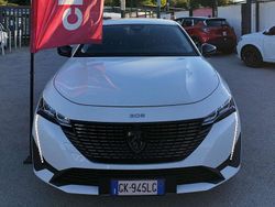 Bianco banchise Usata 2022 Peugeot 308 Allure Tre volumi | 20.900 € (Buon prezzo)