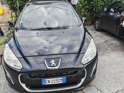 Nero Usata 2012 Peugeot 308 Active Tre volumi | 3500 € (Buon prezzo)