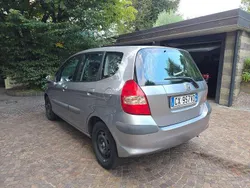 Argento Usata 2005 Honda Jazz Due volumi | 4950 € (Molto cara)