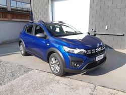 Blu Nuova 2025 Dacia Sandero Expression Due volumi | 17.800 € (Buon prezzo)
