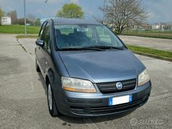 Grigio Usata 2003 Fiat Idea Monovolume | 1399 € (Buon prezzo)