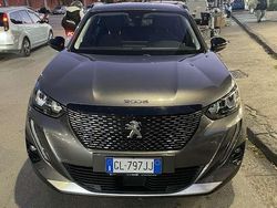Usata 2022 Peugeot 2008 Allure SUV | 16.299 € (Ottimo prezzo)