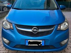 Blu Usata 2015 Opel Karl Due volumi | 6000 € (Buon prezzo)
