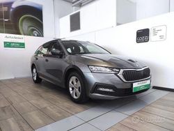 Grigio Usata 2021 Skoda Octavia Executive Station wagon | 16.800 € (Ottimo prezzo)