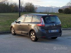 Grigio Usata 2010 Renault Scénic Monovolume | 4000 € (Buon prezzo)