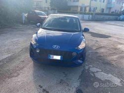 Blu/azzurro Usata 2022 Hyundai i10 Advanced Due volumi | 12.400 € (Buon prezzo)