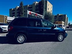 Blu/azzurro Usata 2003 Chrysler Grand Voyager Monovolume | 2999 € (Buon prezzo)