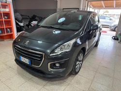 Grigio Usata 2015 Peugeot 3008 Monovolume | 7800 € (Buon prezzo)