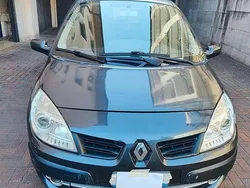 Usata 2008 Renault Scénic II Monovolume | 400 € (Ottimo prezzo)