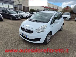 Bianco Usata 2014 Kia Venga Active Due volumi | 6900 € (Buon prezzo)